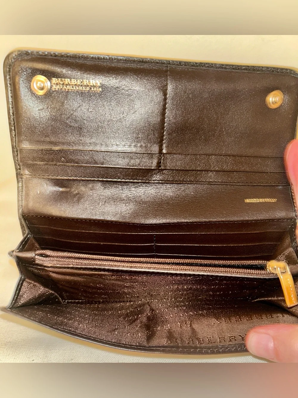 Burberry Beige Plaid Wallet with Black Trim and Gold Accents - Picture 4 of 8
